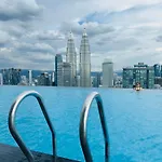 Platinum Suites Klcc Glamourhome